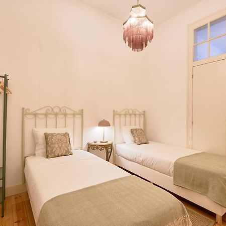 Spacious Apartment In The Perfect Lisbon Location, By Timecooler Екстер'єр фото