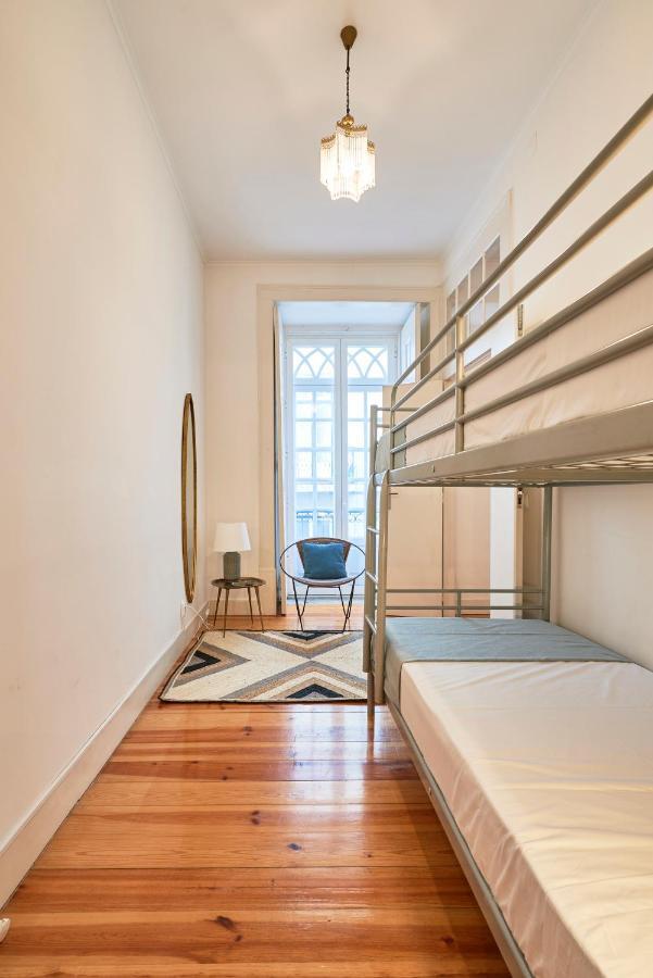 Spacious Apartment In The Perfect Lisbon Location, By Timecooler Екстер'єр фото